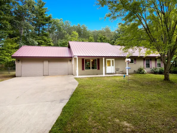 2078 Timber Trl NE, Kalkaska, MI 49646