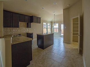 5808 Burgundy Rose Dr, Fort Worth, TX 76123