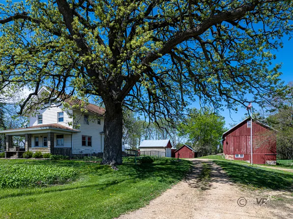 6844 Us Highway 20 Rd, Freeport, IL 61032