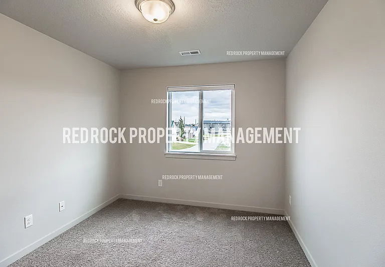 203 S Woodlawn Ln — Photo 27