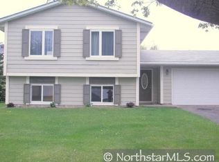 8050 71st St S, Cottage Grove, MN 55016