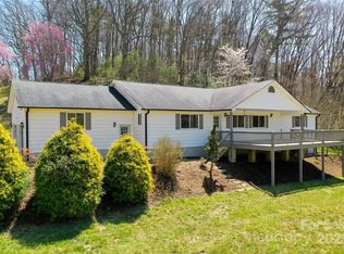 250 Bannock Dr, Clyde, NC 28721