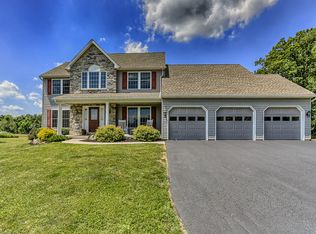 4949 Brown Ln, York, PA 17406