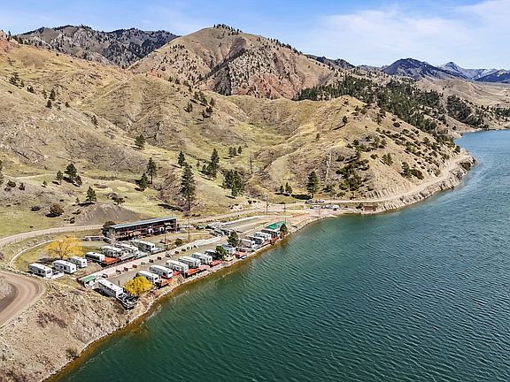 5th image of 2136 Beartooth Rd