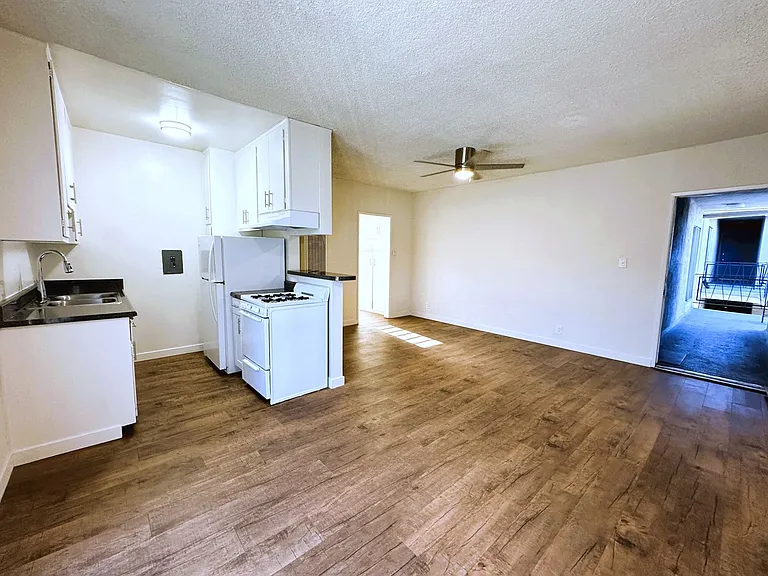 3439 Vinton Ave — Photo 5