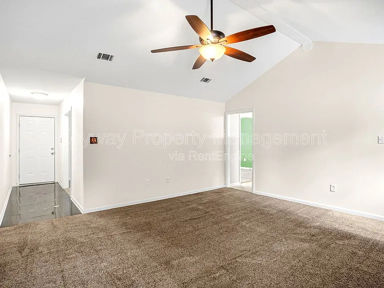 3420 Linderwood Dr — Photo 8