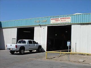 4th image of 5500 N Main St