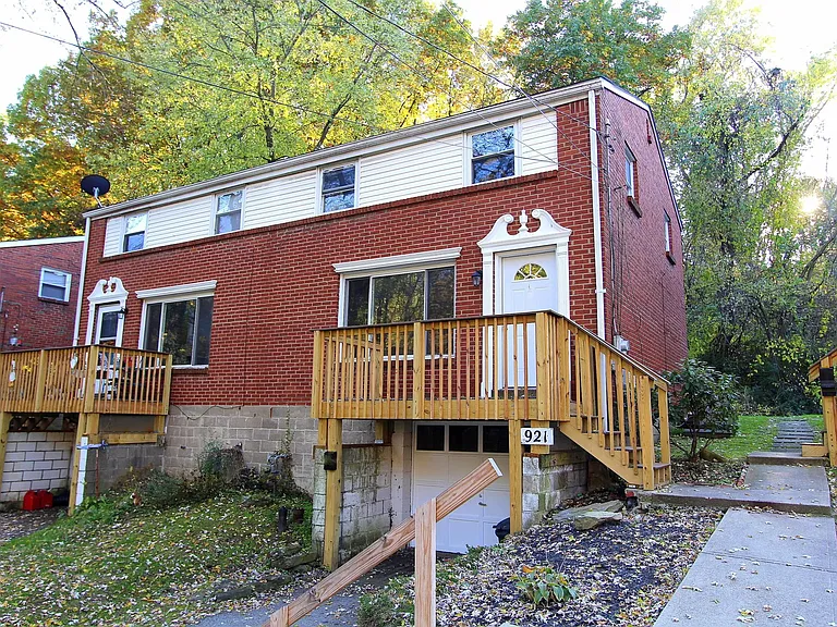 917-919 Sleepy Hollow Rd — Photo 10