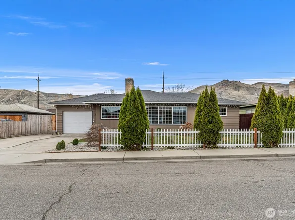 709 Schons Place, Wenatchee, WA 98801