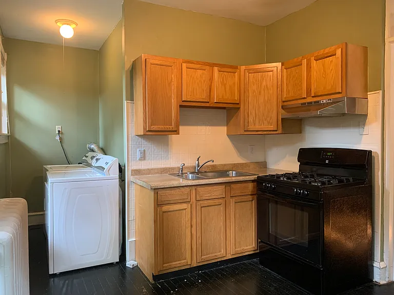 1500 W 14th St #1 — Photo 11