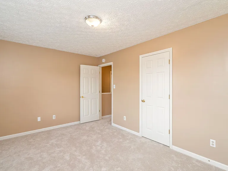2376 Wadsworth Dr — Photo 21