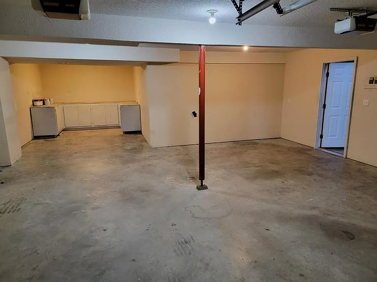 2208 Thistle Cir — Photo 17
