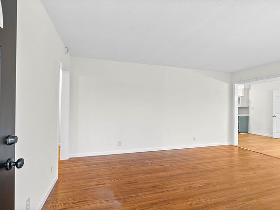 3rd image of 2522 Timberwood Dr