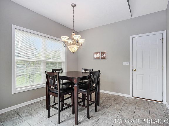 2nd image of 7133 Sovereign Dr NE