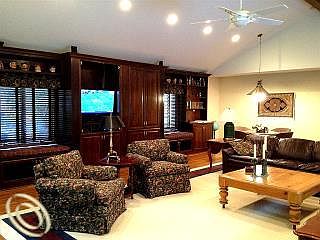 5th image of 5017 Dianna Dr