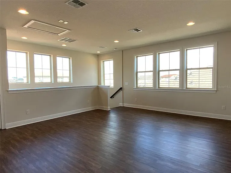 16718 Rusty Anchor Rd — Photo 5