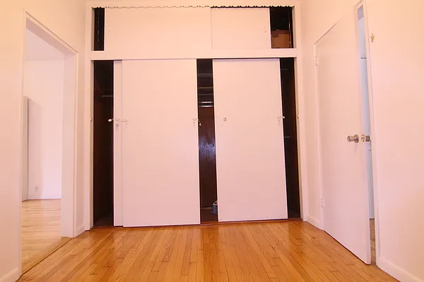 Rented by Nooklyn NYC LLC | media 13