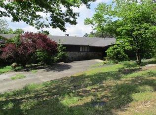 2 Rendalia Rd, Anniston, AL 36207