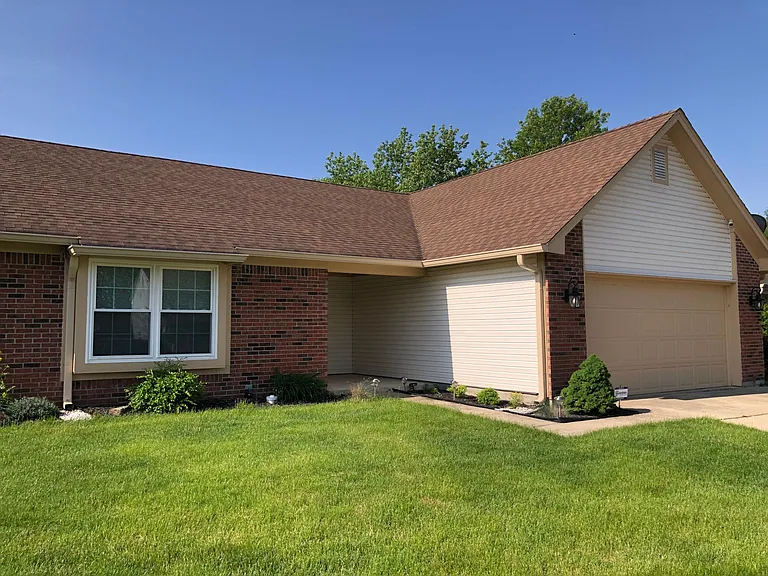 541 E Pine Ridge Dr — Photo 3