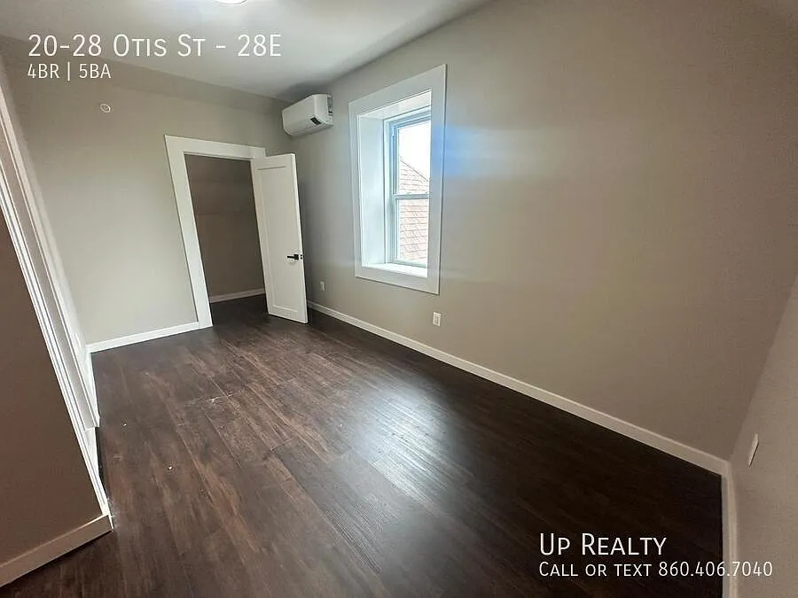 Building Photo - 20-28 Otis St #28E