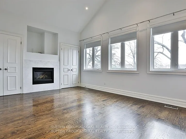 183 Douglas Ave — Photo 13