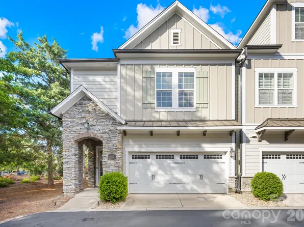 9212 Colin Crossing Ct, Charlotte, NC 28277