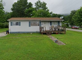 113 Trinity St N, Rockwood, TN 37854