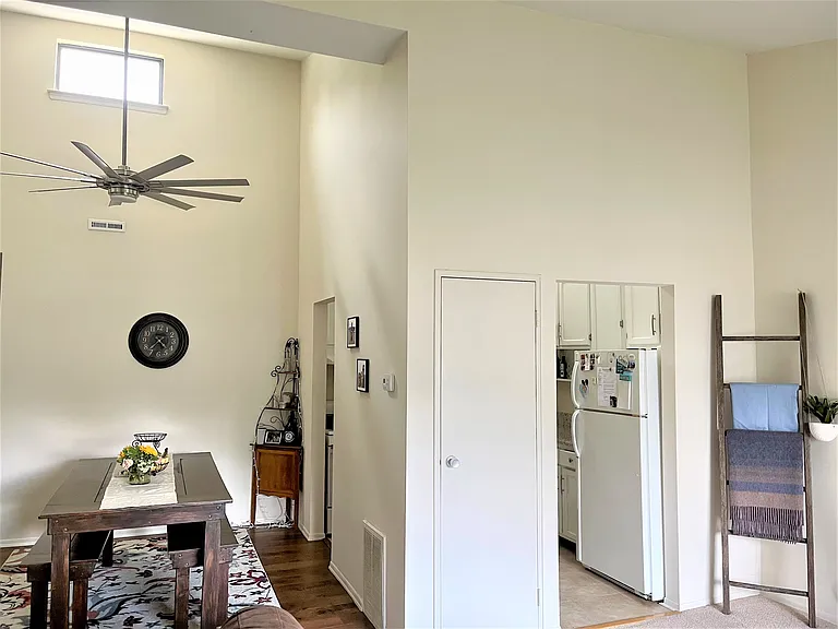 48 Lawson Ln #48 — Photo 6