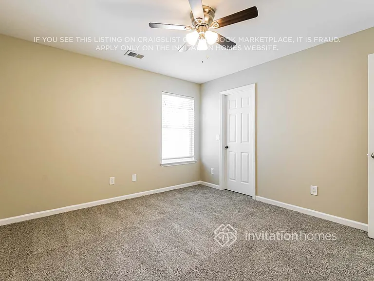2828 Farmstead Ct — Photo 16
