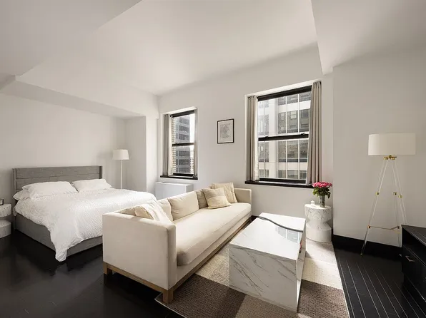 20 Pine St APT 2905, New York, NY 10005