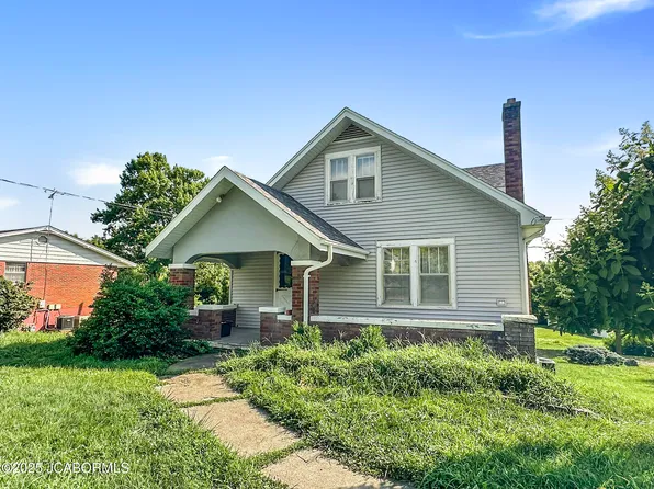 2614 E McCarty St, Jefferson City, MO 65101