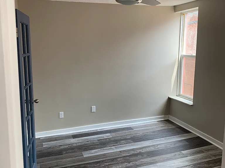 838 Oak St — Photo 11