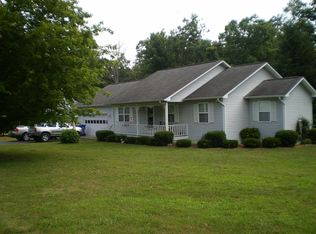 128 Scott Creek Dr, Crossville, TN 38571