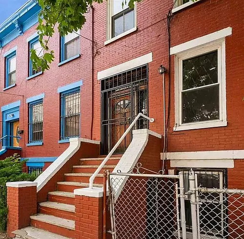 330 Halladay St #1A Photo 1