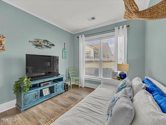 5th image of 4008 Ruddy Duck Way