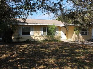 5900 Mirror Lake Rd, Sarasota, FL 34238