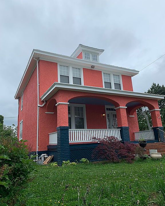 1st image of 3326 Woodrow Ave