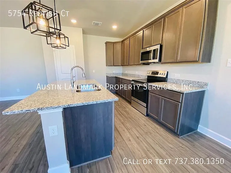 5754 Redfish Ct — Photo 4