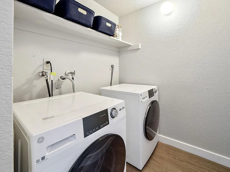 Sunrise in Chandler Apartments — Photo 30