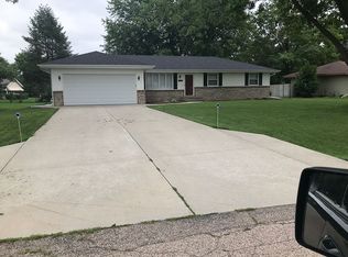 271 Cork Rd, Rockton, IL 61072