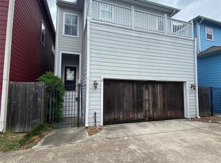 1109 W 15th 1/2 St, Houston, TX 77008