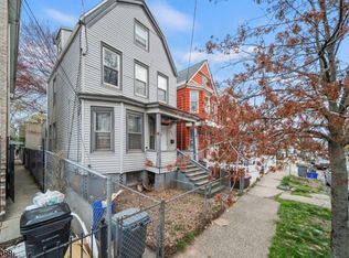 801 S 14th St, Newark, NJ 07108