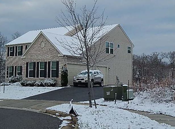 2nd image of 713 Yarrow Ct
