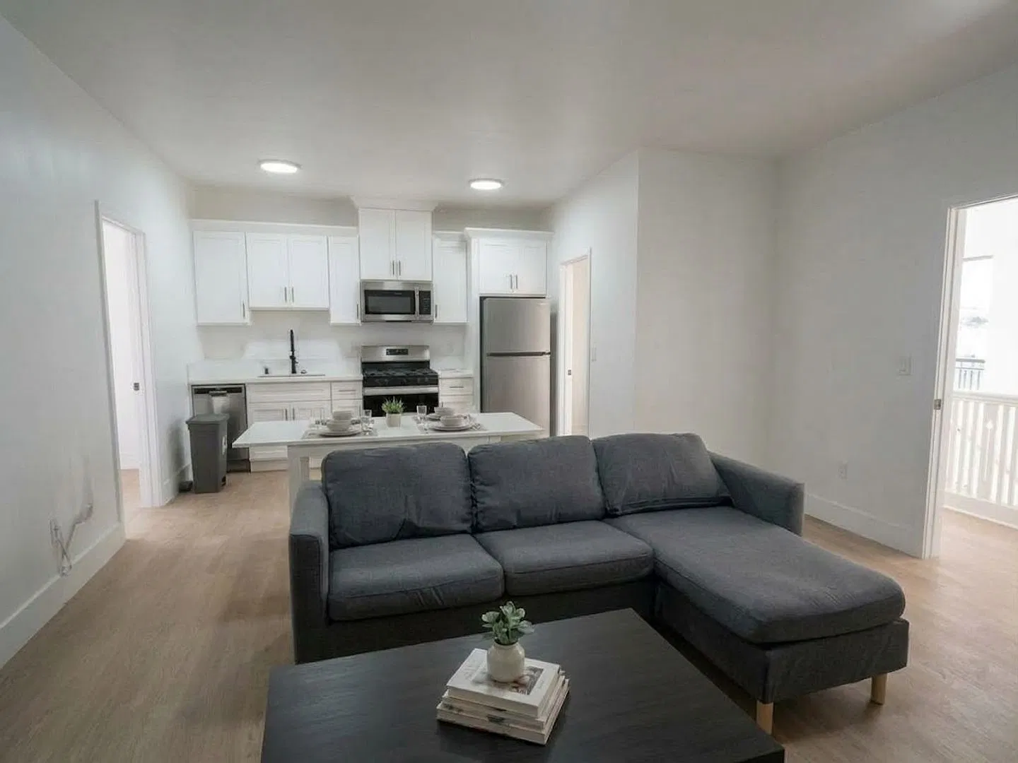 2101 Bonsallo Ave — Photo 2