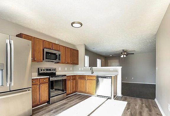 5th image of 1102 Bannack Dr