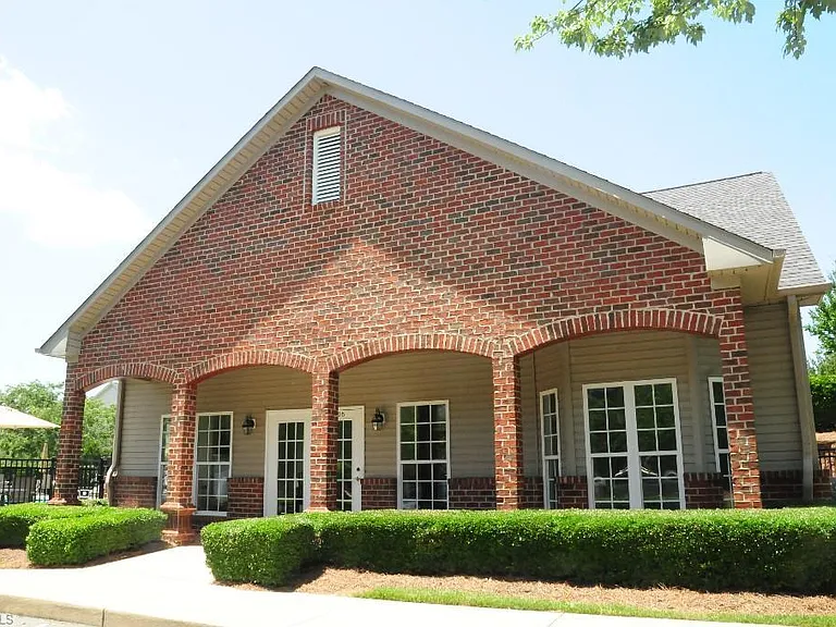4757 Tatton Park Cir — Photo 10