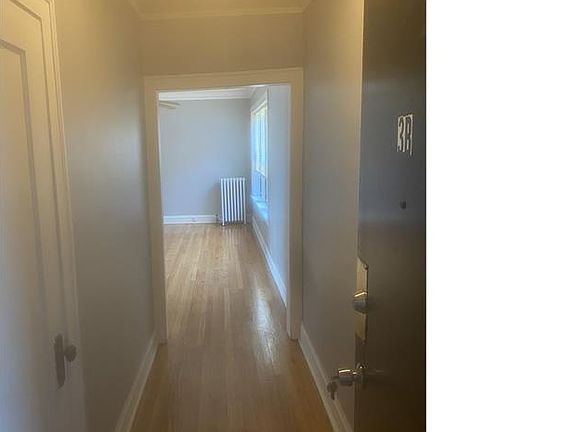 3rd image of 1417 W 90th St #3B