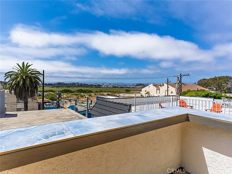 355 Pershing Dr #B — Photo 17