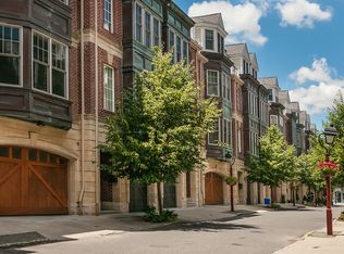 216 Gaskill St, Philadelphia, PA 19147