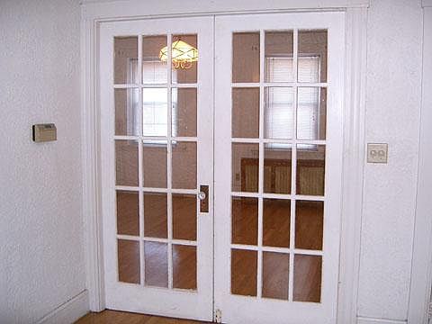 French door between living room and dining room
